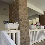 Apartment Flamingo & Cactus By The Sea