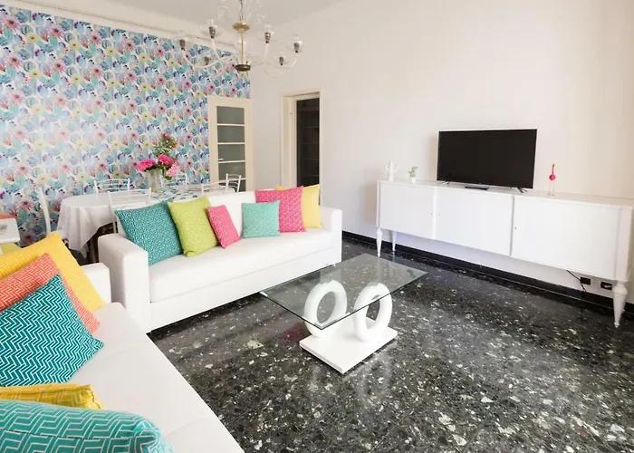 Flamingo & Cactus By The Sea 아파트 *